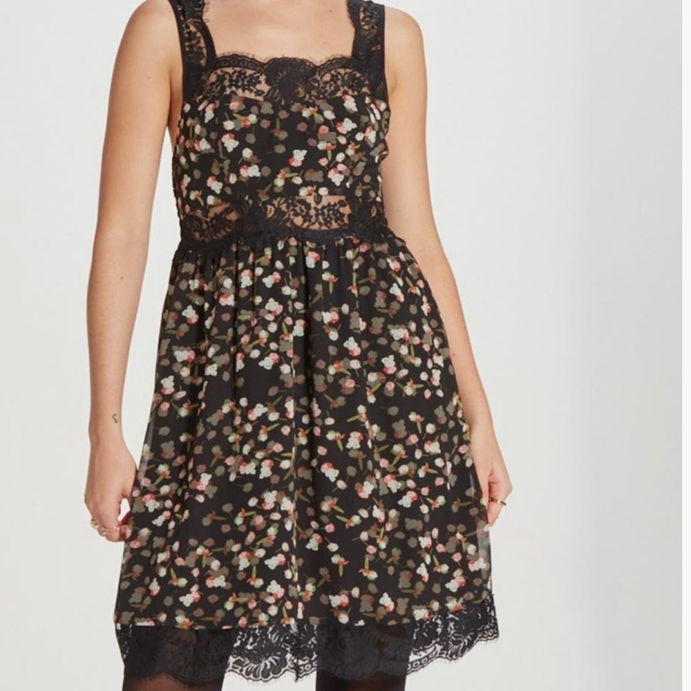 Women's Black Floral Lace Trim Mini Dress Babydoll Dark Romantic sz Large NWT